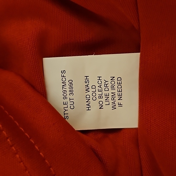 SARA MICHELLE Tomato Red Hearts Pintucked Bow Sleeve Coquette Valentine's Blouse - Picture 9 of 9